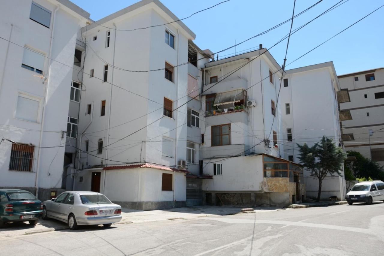 Solhouse Apartment Gjirokastër Екстериор снимка